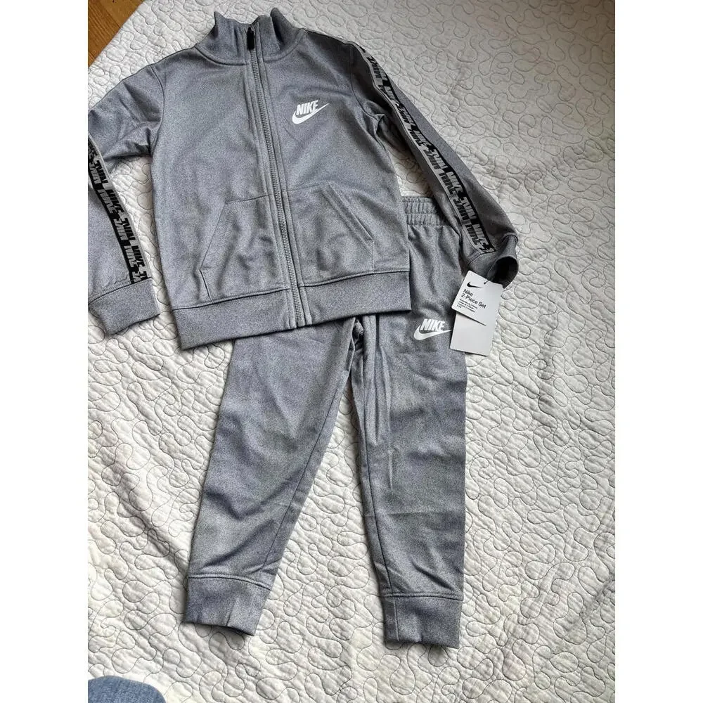 Nike Boy's 2-Piece Grey Tracksuit Set‎ Size 4